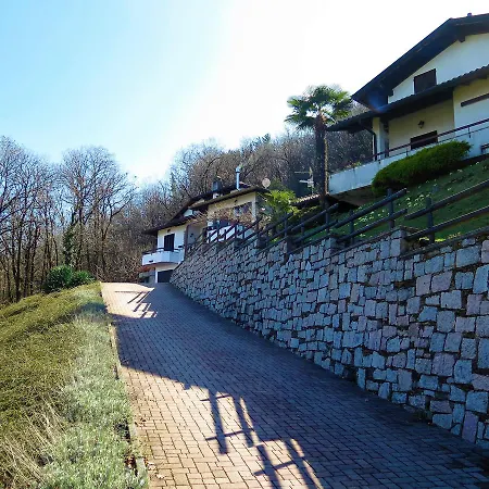 Thommy Apartman Stresa